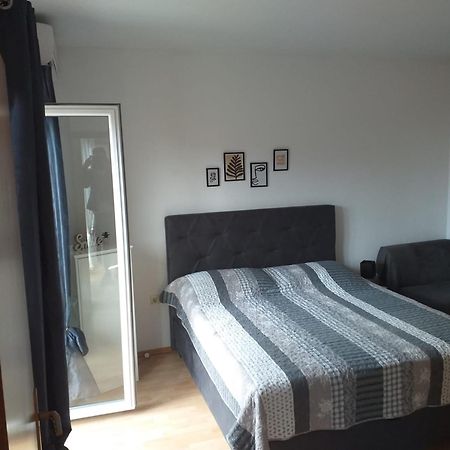 Apartmani Riba Makarska Exterior foto